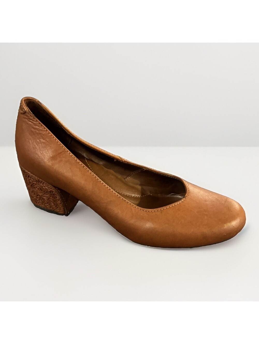 Sergio Tomani Cognac Leather Tooled Floral Block Heel Pumps EU39 US8.5 Artisan